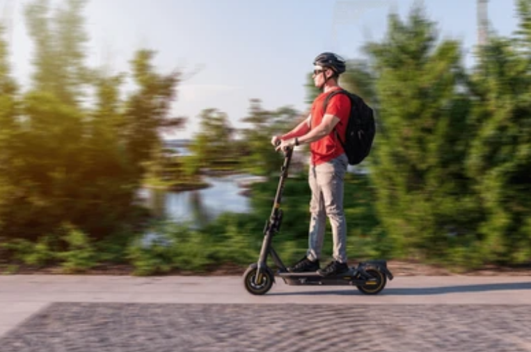 Travel E-Scooter